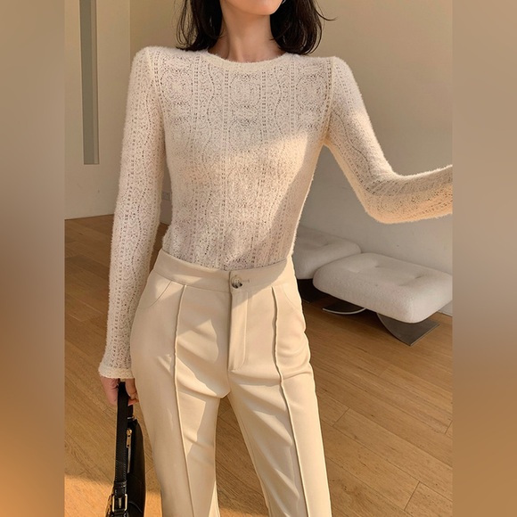 Commense Cream Fuzzy Knit Long Sleeve Sweater Top Size S NWT - Picture 3 of 13